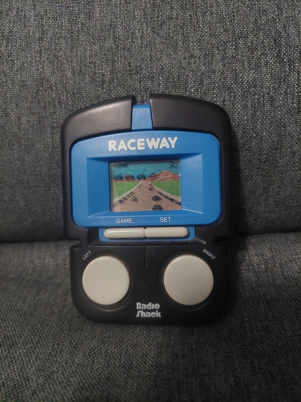 Radio Shack LCD RACEWAY Vintage Handheld Electronic Game Working Tested